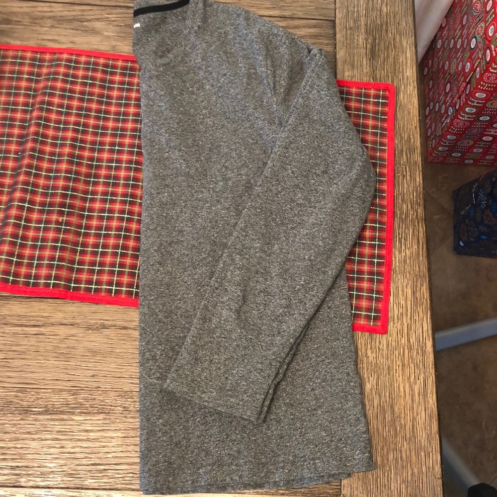 Great condition long sleeved grey v-neck